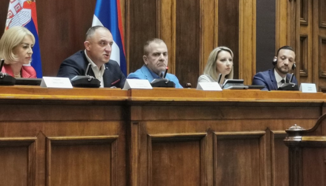 "ЗАЈЕДНИЧКИМ СНАГАМА КА ЗДРАВОЈ ЖИВОТНОЈ СРЕДИНИ"!